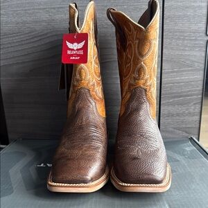 Ariat Men's Dark Brown and Light Tan Western Boots